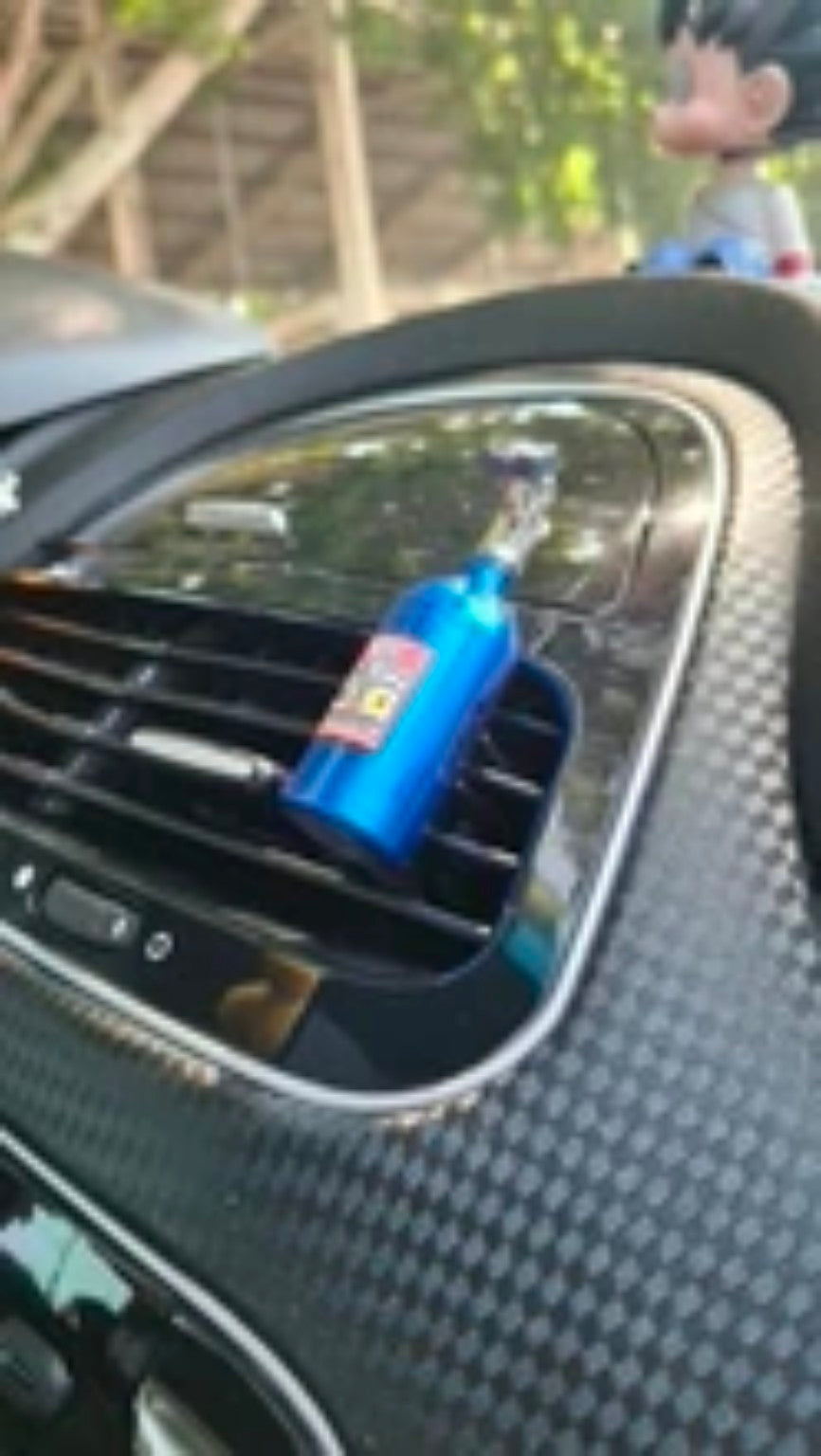 RivoMoto Car Air Vent Freshener – real product photo 7