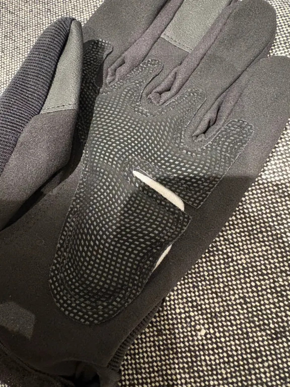 RivoMoto motorcycle gloves close-up – real product photo